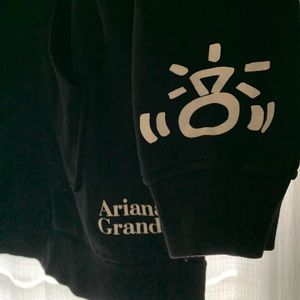 Seven rings Ariana Grande sweatshirt